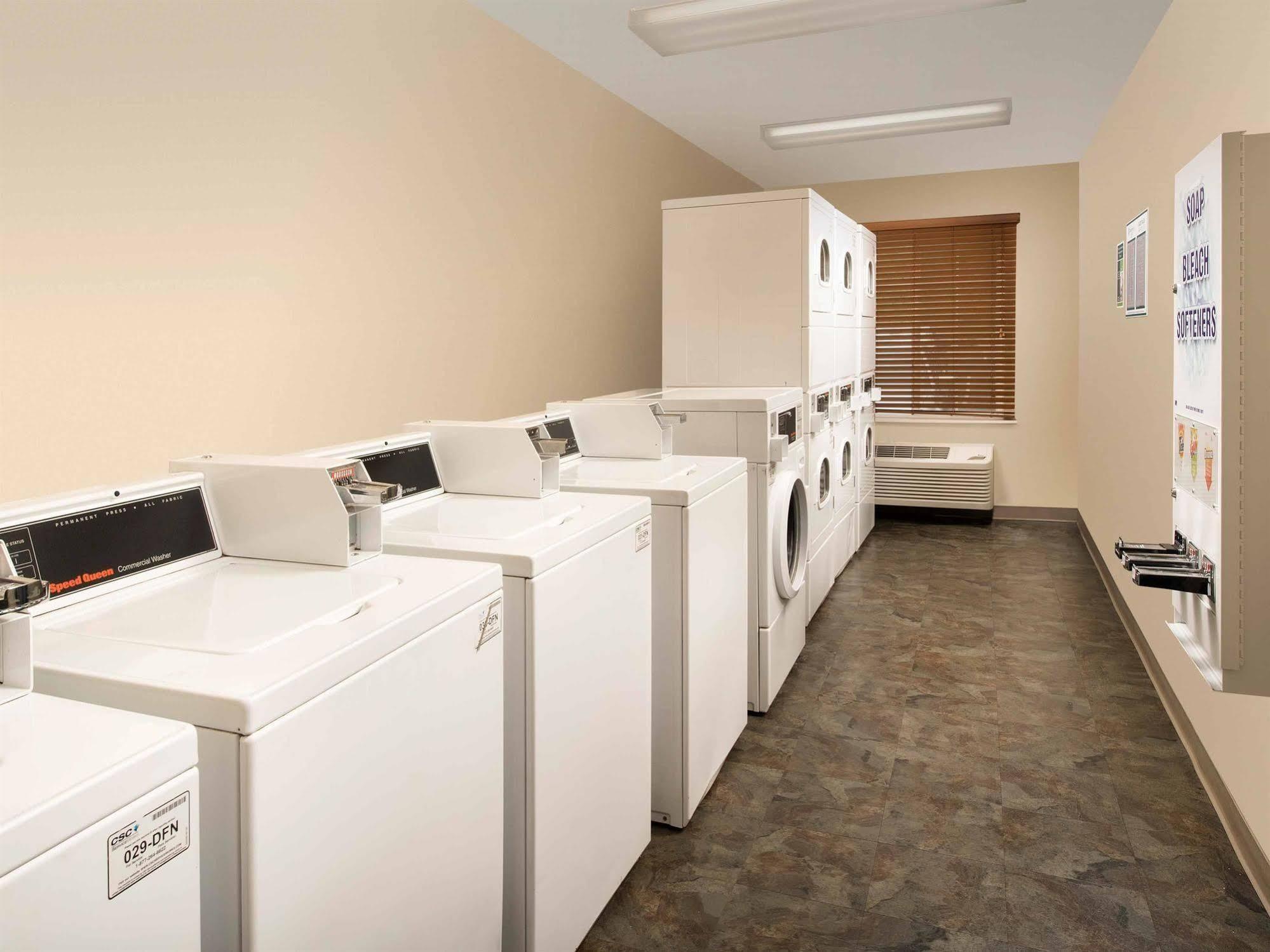 Woodspring Suites Spartanburg Duncan Εξωτερικό φωτογραφία